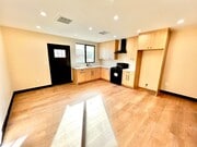 Photo - 7309 Yarmouth Ave Unit 7309 1/2 Yarmouth Ave