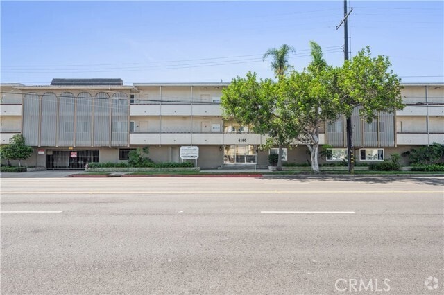 Building Photo - 4160 W 182nd St Unit 311 Rental