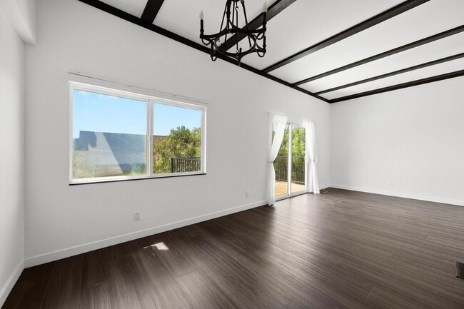 Photo - 1915 Apex Ave Unit 1915 1/2 Apex Ave