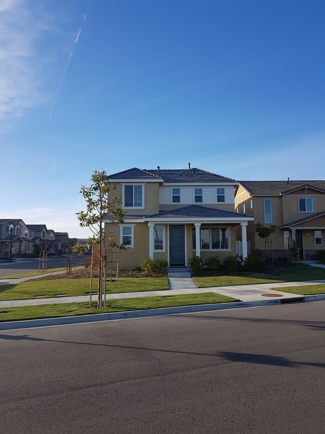 Photo - Riverpark 3+3 Single Family Home $4200