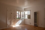 Photo - 11034-11038 La Maida Street Unit 11038