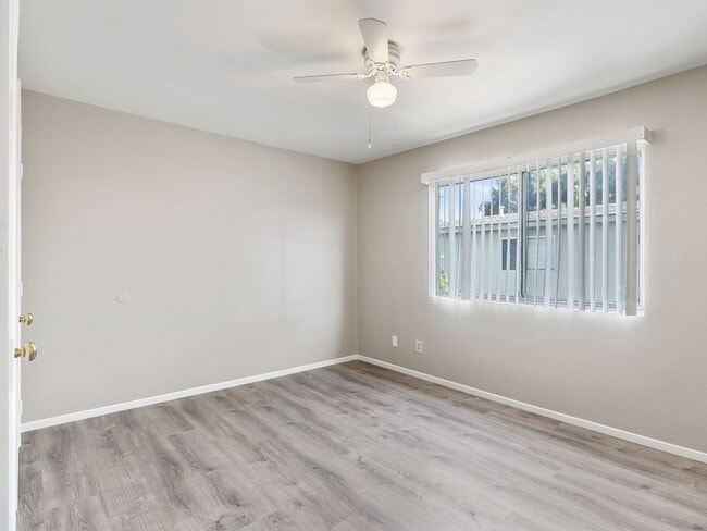 Photo - 1050 Gaviota Ave Apartment Unit 07