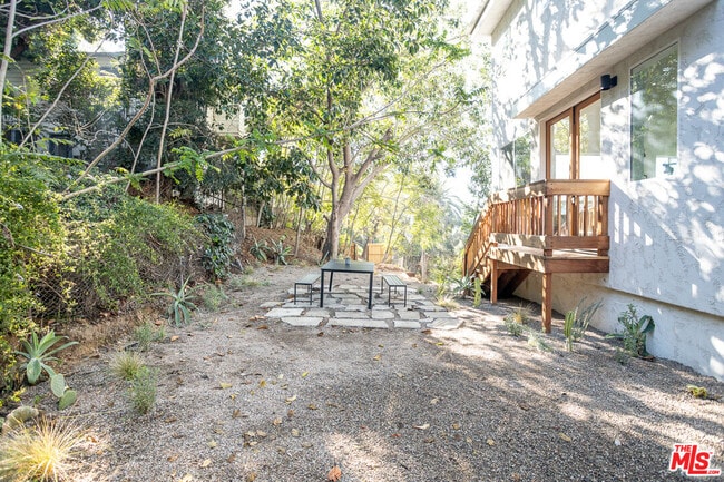 Photo - 2210-2214 Echo Park Ave