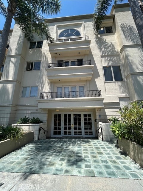 Photo - 435 Arnaz Dr Condo Unit 303