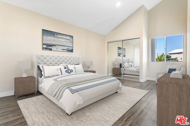 Photo - 1626 Malcolm Ave Unit 202