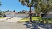 Photo - 17611 Leslie Ave
