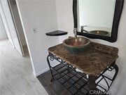 Photo - 955 Le Conte Dr