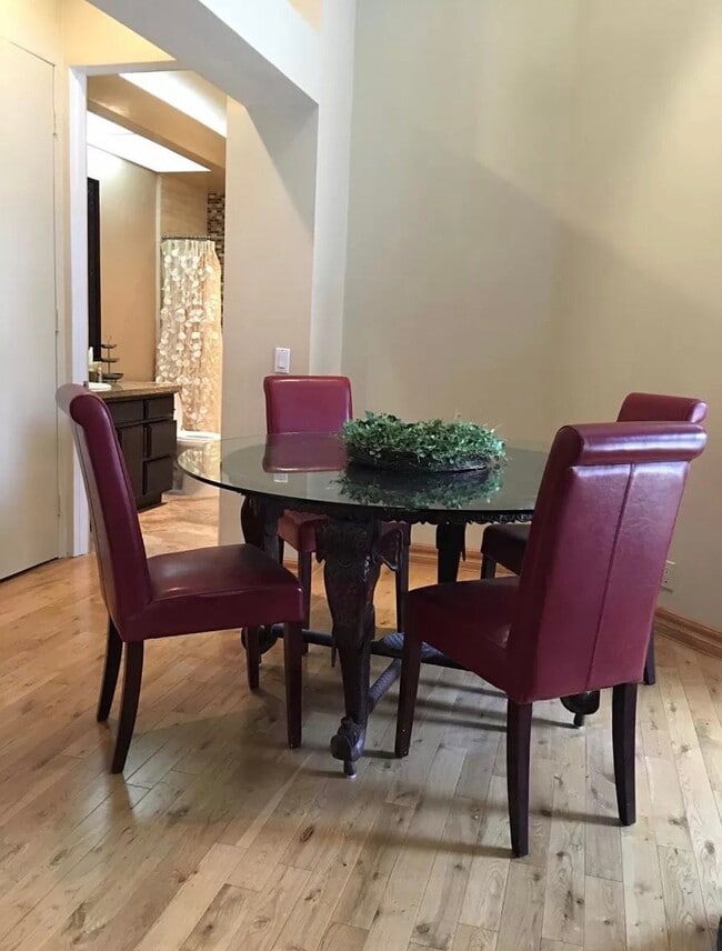 Photo - 5151 Balboa Blvd