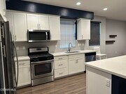 Photo - 139 Farmhouse Dr