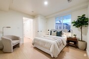 Photo - Brand New Luxury 4 & 5 Bed Units Unit #2120