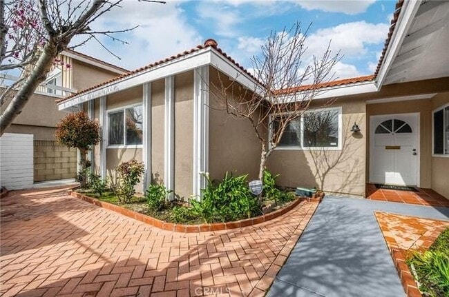 Photo - 6781 Bridgewater Dr
