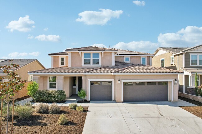 Discover a clean and tidy area, perfect for a refreshing and comfortable stay! - 28754 Lookout Cir