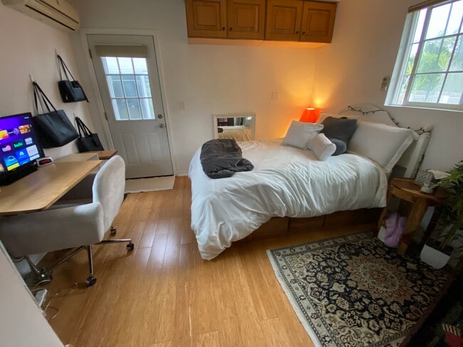 Bedroom - 3284 Veteran Ave