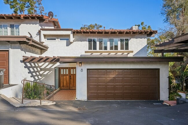 Photo - 835 Amigos Way