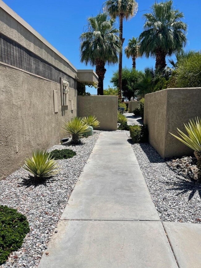 Photo - 450 Bradshaw E Ln Unit 36