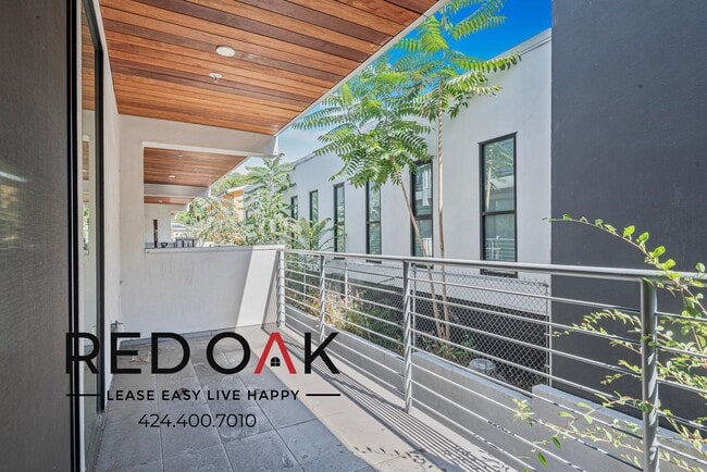 Photo - 2409 Griffith Park Blvd Unit 202