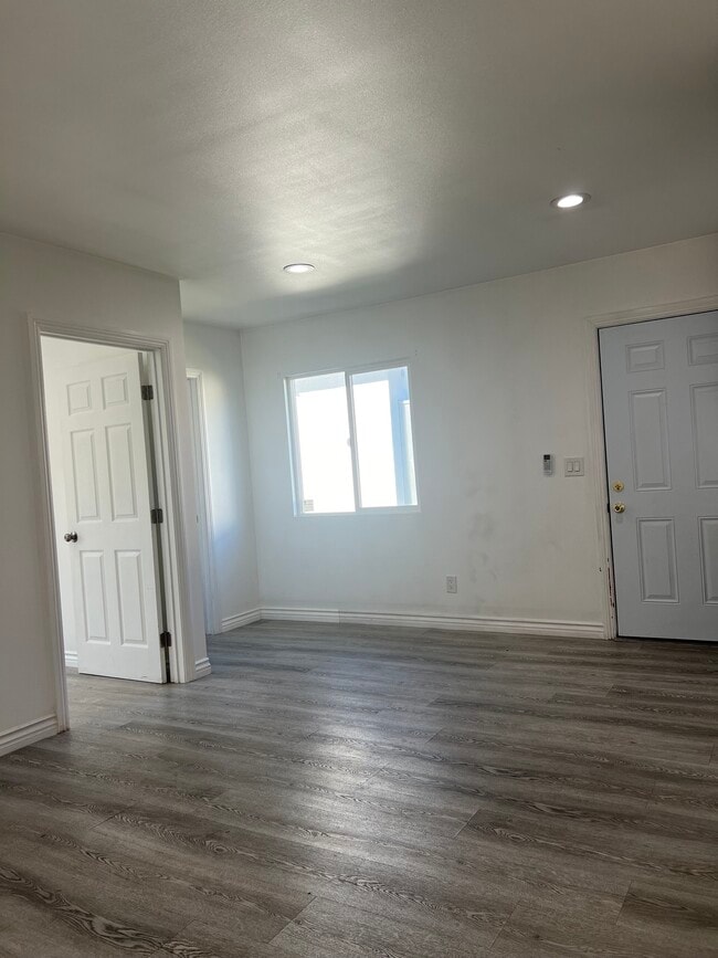 Photo - 8136 1/2 Walnut Dr