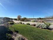 Photo - Remodeled - 3 bed, 2 bath single story home in Thousand Oaks