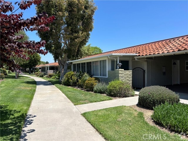 Building Photo - 3026 C. Sonora Unit Q Rental