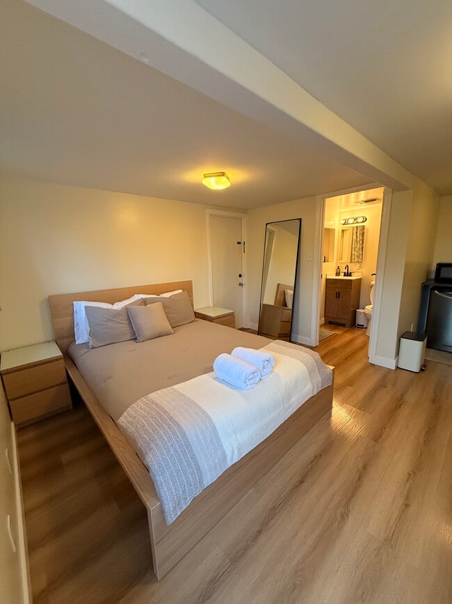 Photo - 1295 Foothill Dr Unit Studio