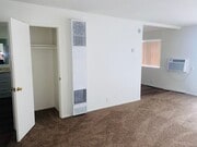 Photo - 25250 Unit 3