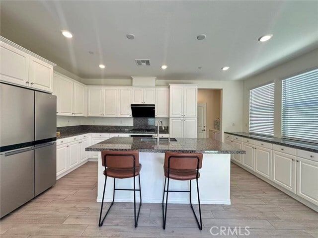 Photo - 16043 Huckleberry Ave