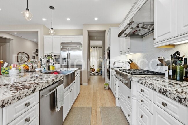 Photo - 6705 Elegante Wy