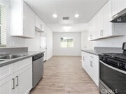 Photo - 1325 W Grand Ave