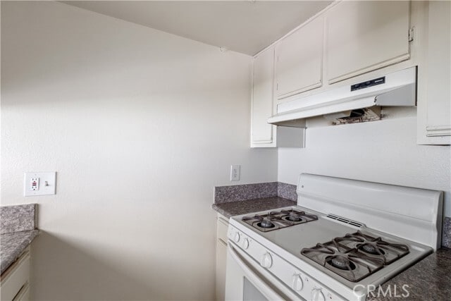 Photo - 2726 Menlo Ave