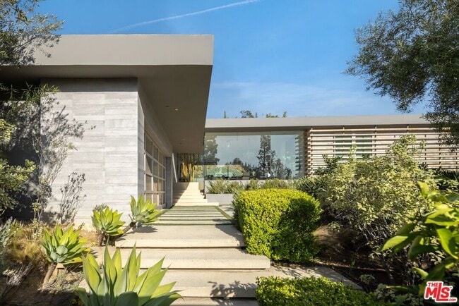 Photo - 1166 Angelo Dr