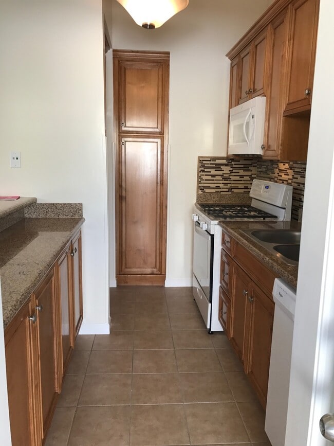 Photo - 7043 Alabama Ave Unit 101