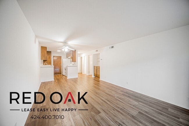 Building Photo - 215 S Madison Ave