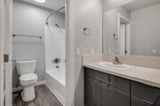 1BR, 1BA - 694SF - The 3900 Apartments