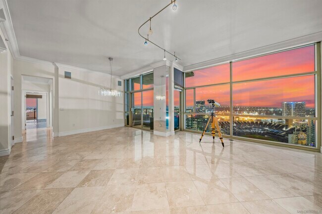 Photo - 800 The Mark Ln Condo Unit 2903