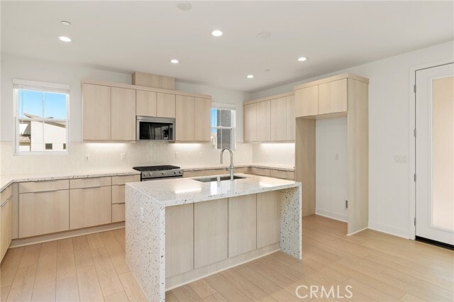 Photo - 75162 Aldrich Dr
