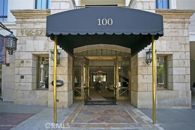 Building Photo - 511 Caruso Ave