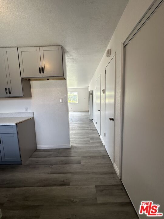 Photo - 1503 W 85th St