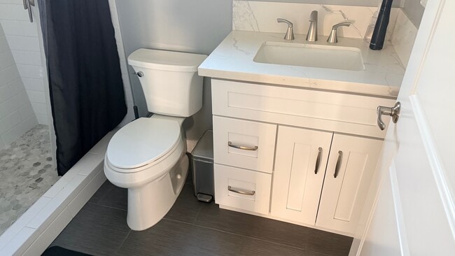 Photo - 1529 N Pass Ave