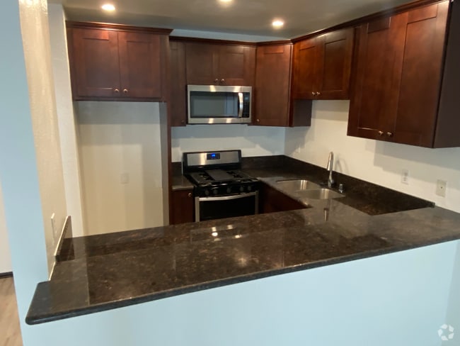 Building Photo - 11117 Hartsook St Unit 204 Rental