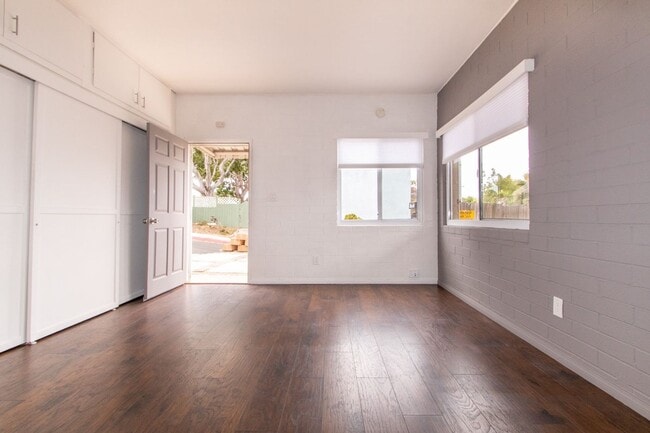 Photo - Charming Studio with Mid Century Touches in Ocean Beach/Point Loma ! Unit 4486