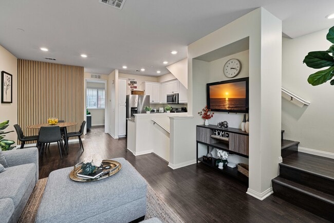 Photo - 7221 Cedar Rd