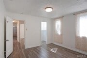 Photo - 264 N Chester Ave