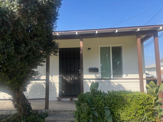Building Photo - 12810 Telephone Ave Unit 12810