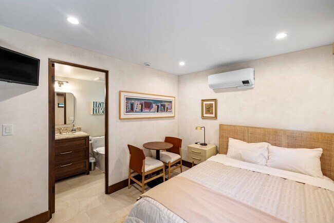 Photo - 2547 Ozone Ct