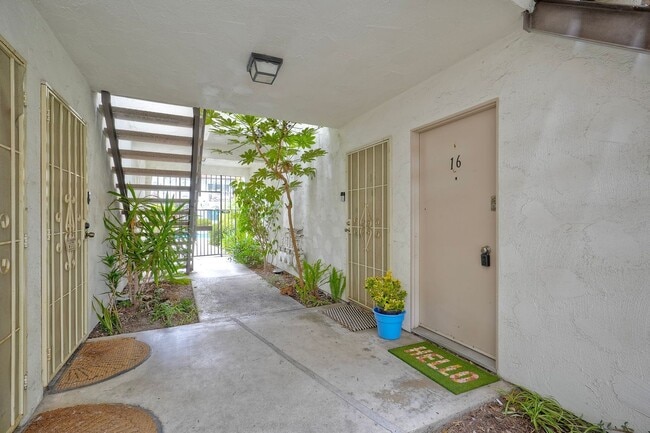 Building Photo - 2Bed/1Bath in Fire Mountain community~ Fire Mountain Unit 16