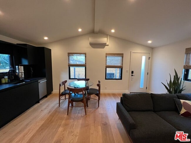 Photo - 4251 S Centinela Ave