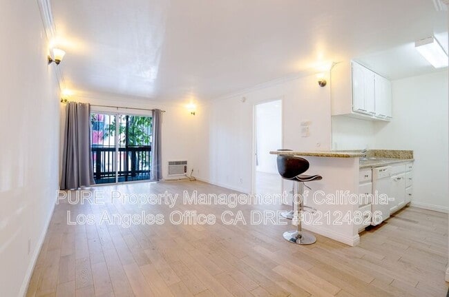 Building Photo - 525 S Ardmore Ave Rental