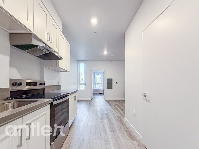 Photo - 4007 W Martin Luther King Jr Blvd Unit 302,