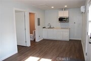Photo - 5776 Katherine St