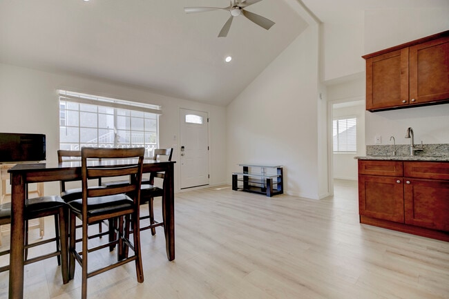 Photo - 1444 Bruce Ave